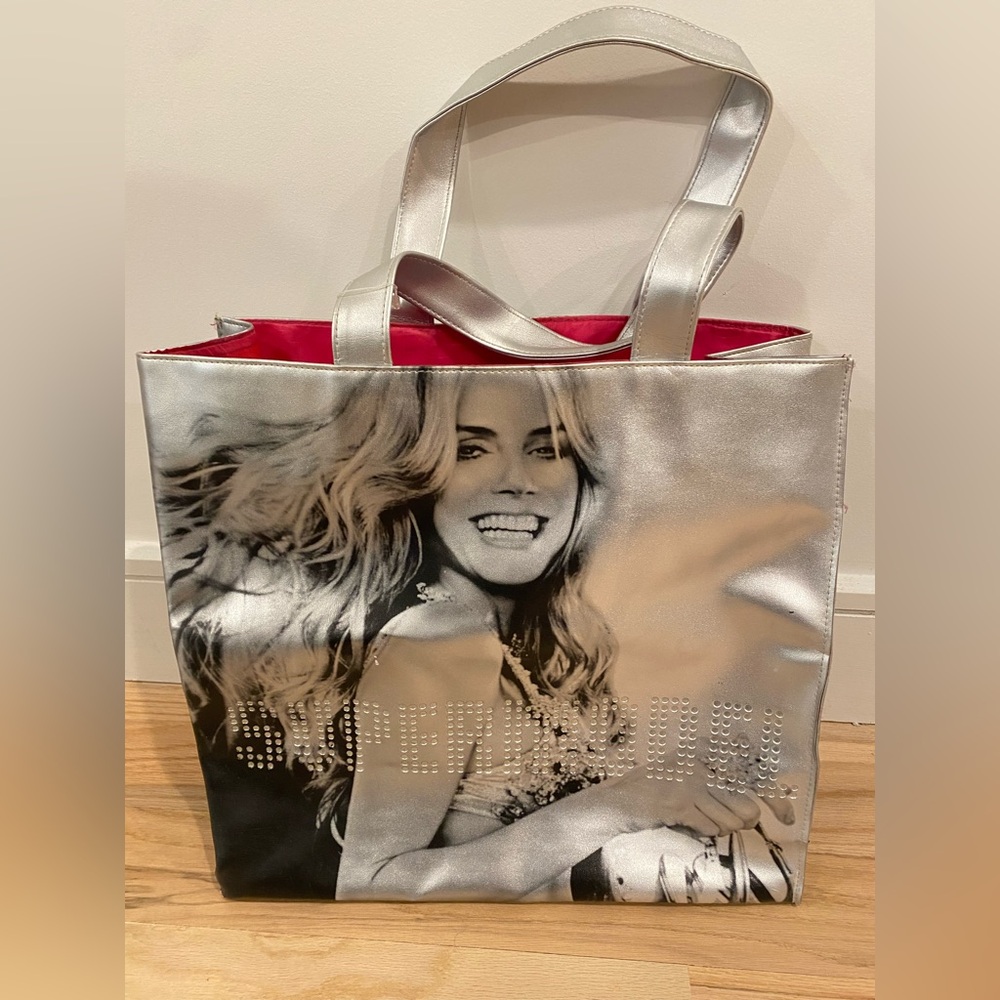 Vintage Victoria’s Secret Bag with Super Model Heide Klum